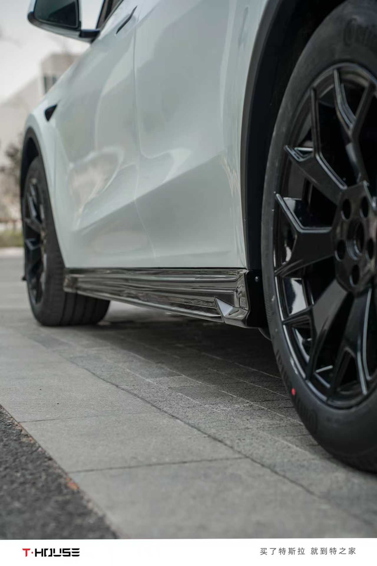 2026 Tesla Model Y BodyKit (Glossy)