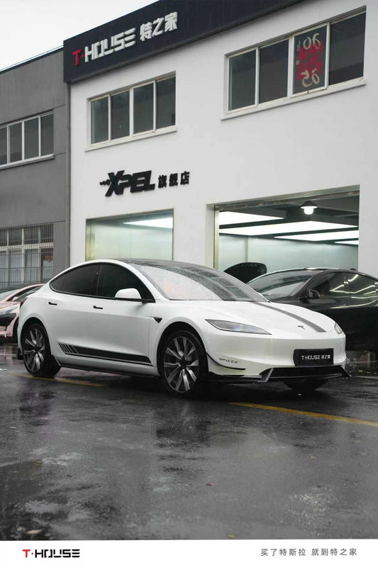 High Glossy Bodykit for Tesla Model3 of White Paint with Black Coating
