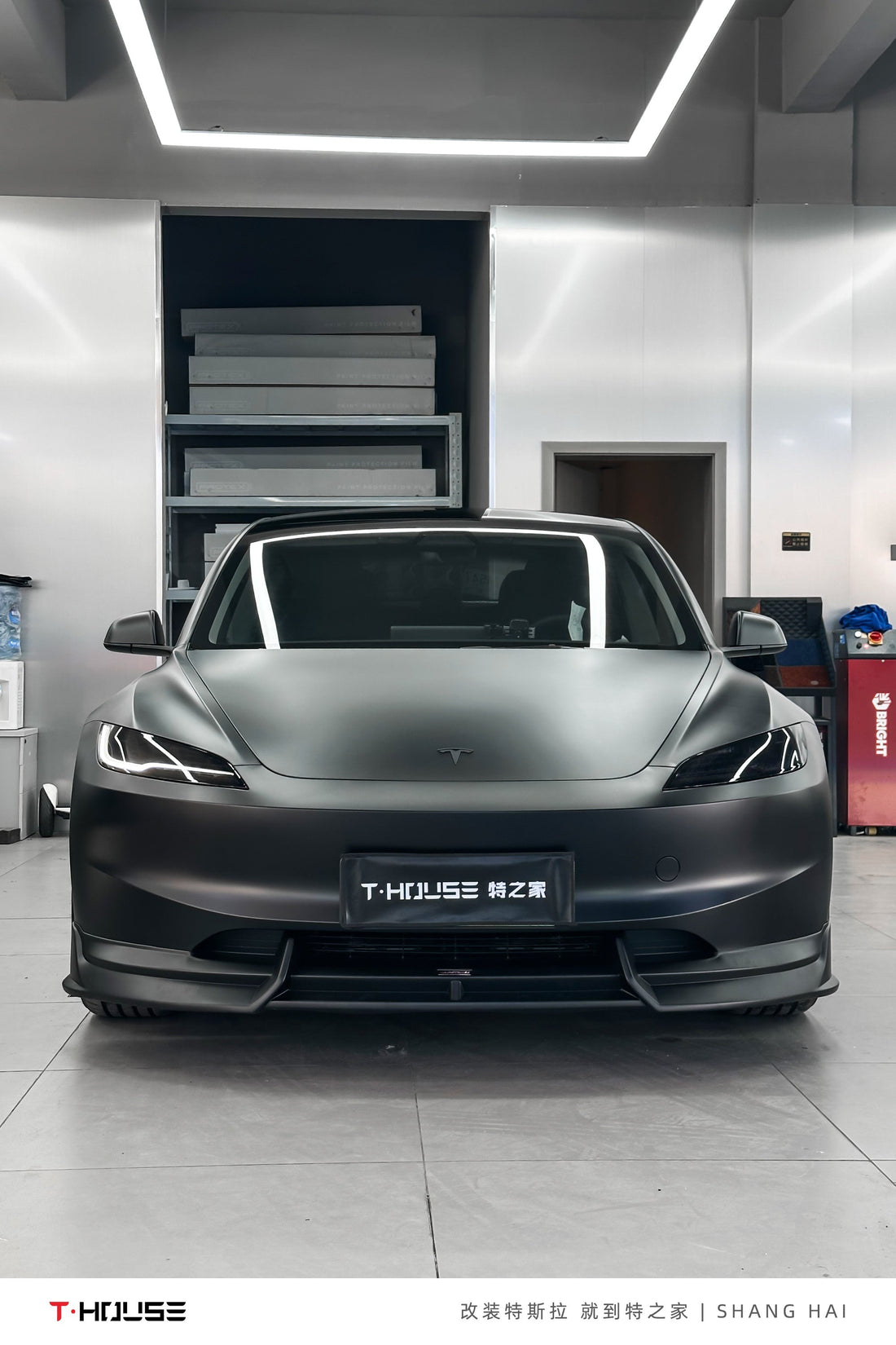 Black Knight Tesla Model3