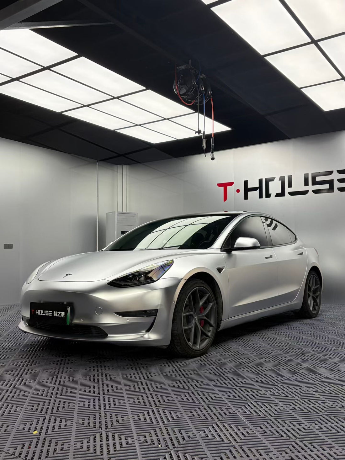 特之家·电镀亚历山大银 Electroplate Alexander Silver Vinyl Wrap Tesla ModelY