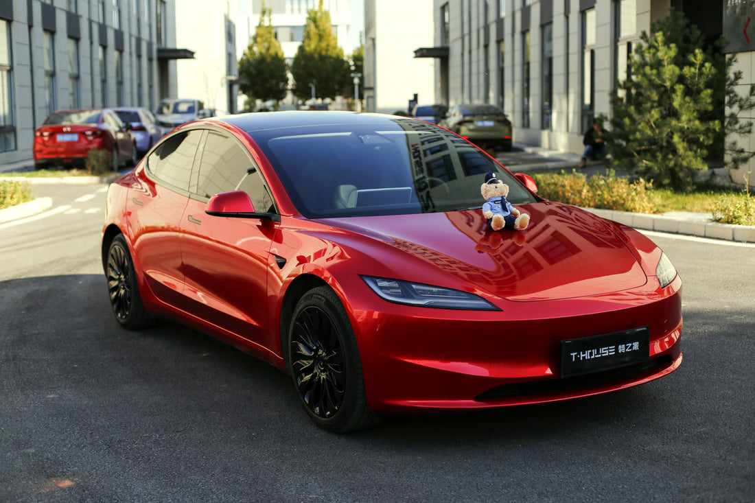 魂动红 Soul Red Vinyl Wrap Tesla Model3