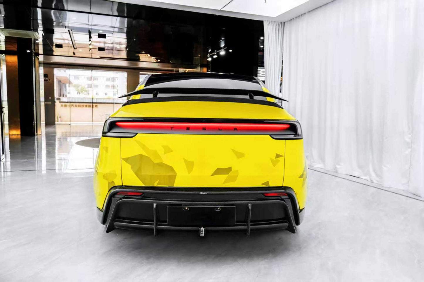 2026 Tesla Model Y Carbon Fiber Body Kit&nbsp;(Glossy Black)