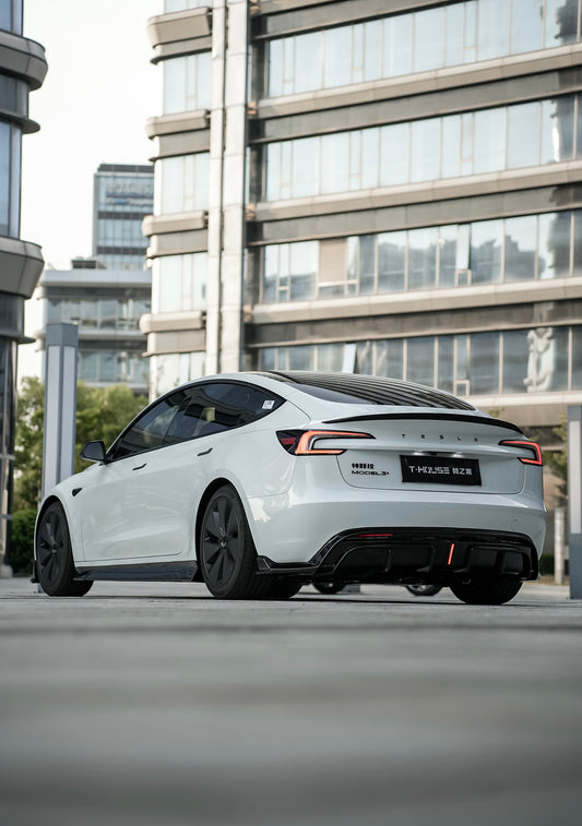 T House  Model 3 Body Kit-Style1